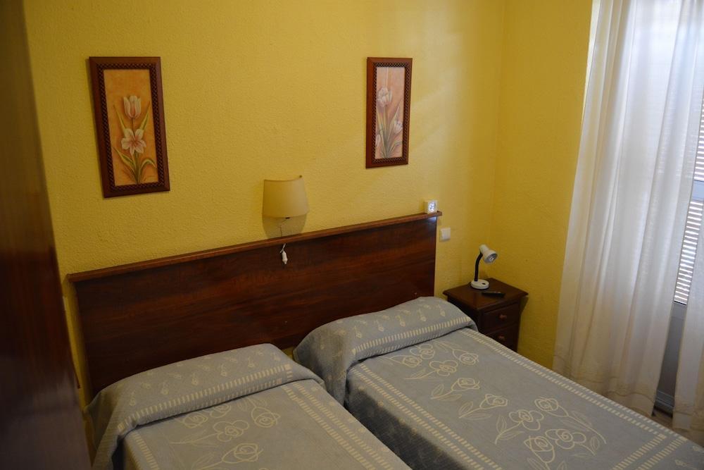 Pension Giraldilla Sevilla Exteriér fotografie