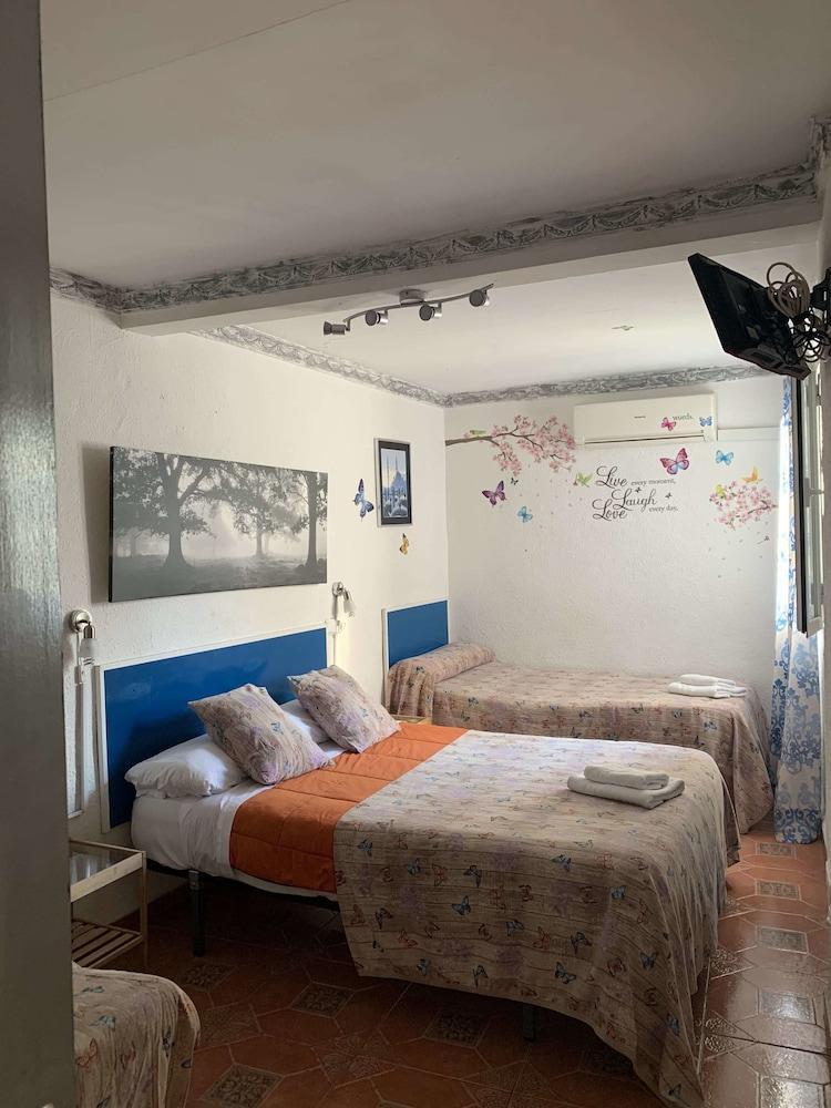 Pension Giraldilla Sevilla Exteriér fotografie